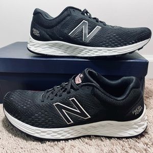 New Balance Fresh Foam Arishi Size: W8